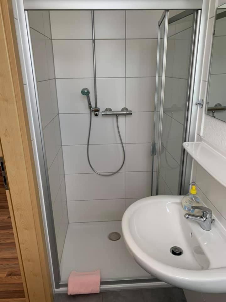 Markt Eins Gaestezimmer Schoppenstedt Екстериор снимка